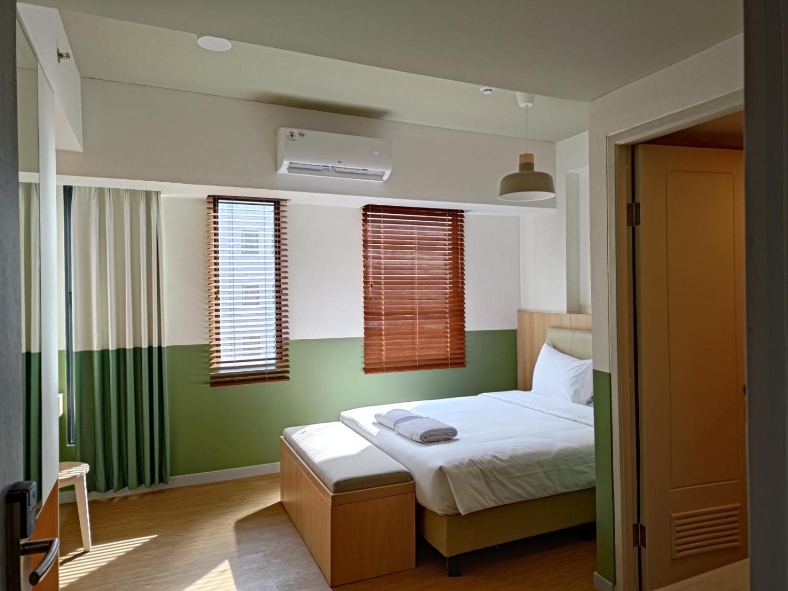 Hotel Osaka Pik2 Tangerang Exterior photo