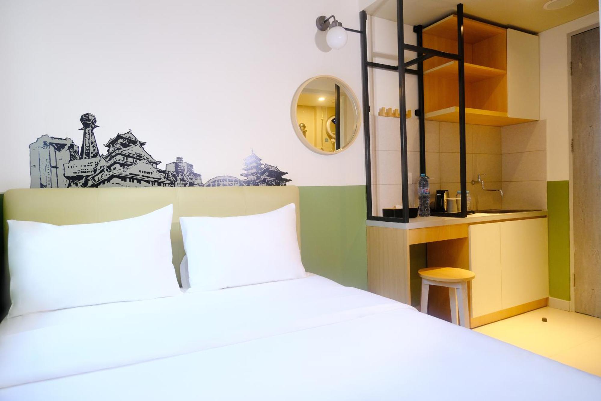 Hotel Osaka Pik2 Tangerang Exterior photo